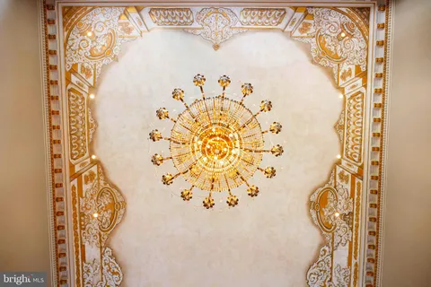 $14,000,000 | 9112-9120 Mine Run Drive, Great Falls, VA 22066