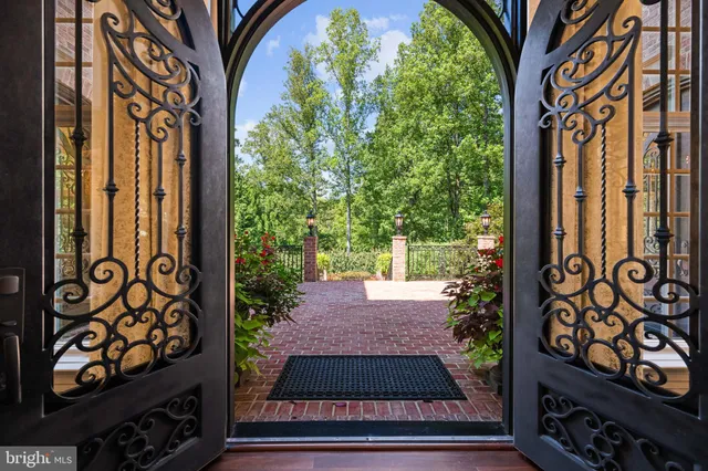 $14,000,000 | 9112-9120 Mine Run Drive, Great Falls, VA 22066