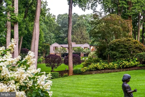 $14,000,000 | 9112-9120 Mine Run Drive, Great Falls, VA 22066