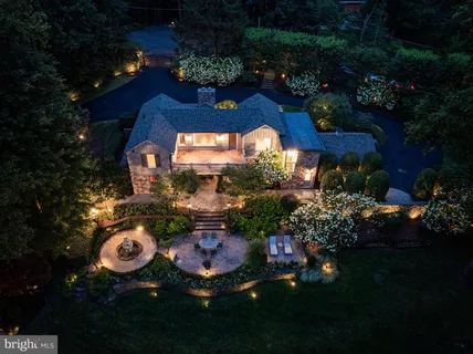 $14,000,000 | 9112-9120 Mine Run Drive, Great Falls, VA 22066