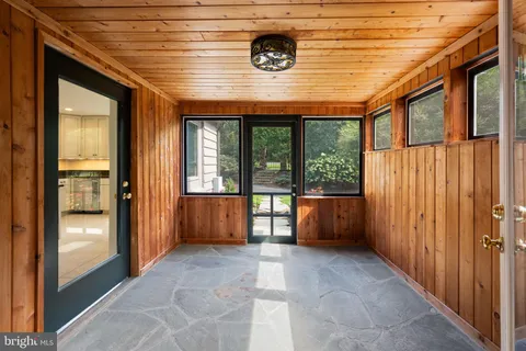 $14,000,000 | 9112-9120 Mine Run Drive, Great Falls, VA 22066