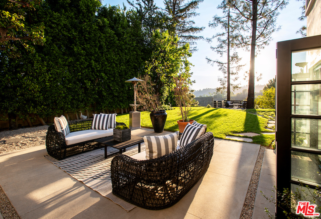 9653 Wendover Drive Beverly Hills, CA 90210 - Photo 34 of 34