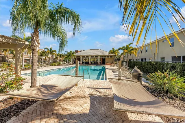 $610,000 | 5284 6th Way North, St. Petersburg, FL 33703