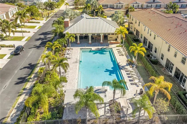 $610,000 | 5284 6th Way North, St. Petersburg, FL 33703