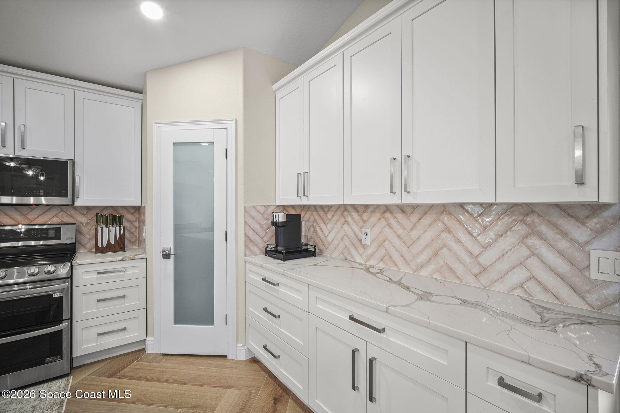 3901 Brantley Circle Rockledge, FL 32955 - Photo 18 of 35 14-web-or-mls-BRANTLEY_KITCHEN12