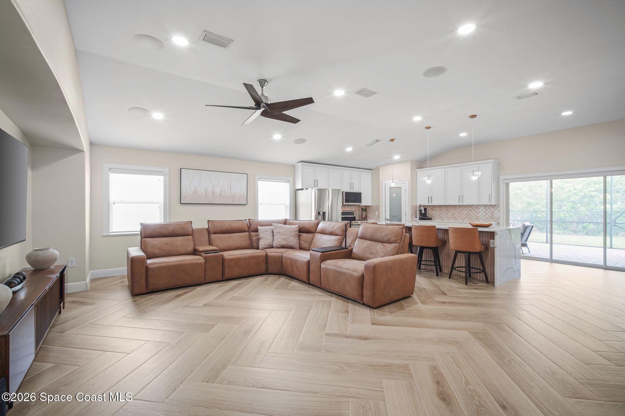 3901 Brantley Circle Rockledge, FL 32955 - Photo 7 of 35 10-web-or-mls-BRANTLEY_LIVINGROOM3