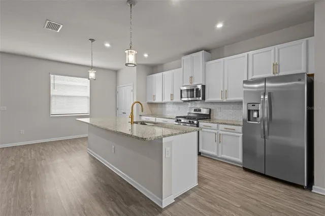 $2,700 | 15384 Caravan Avenue, Unit 15384, Odessa, FL 33556