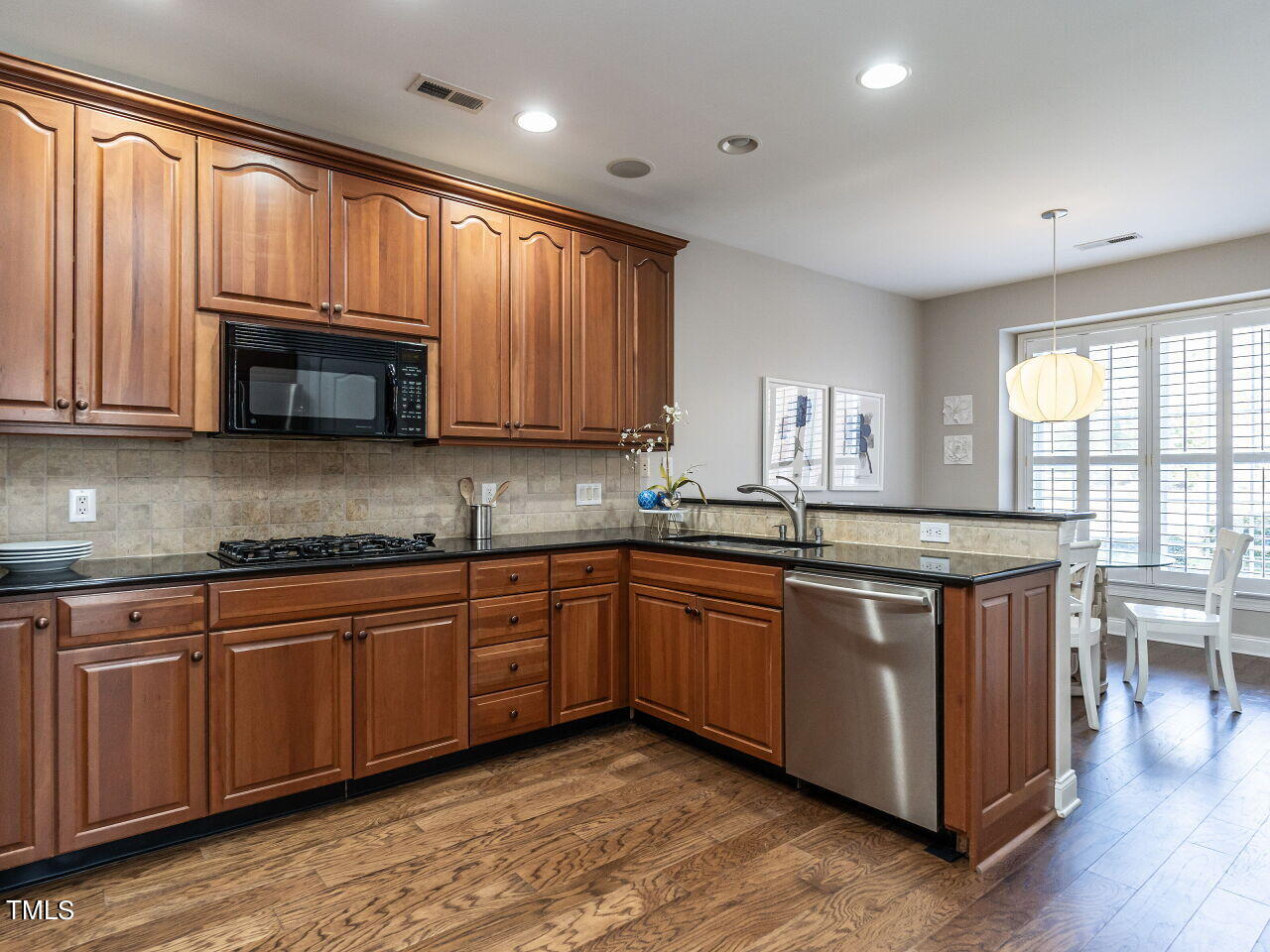 9505 Brookchase Drive Raleigh, NC 27617 - Photo 13 of 31 013-1280x960-kitchen
