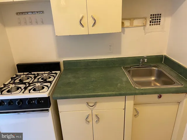 a close view of washer and dryer