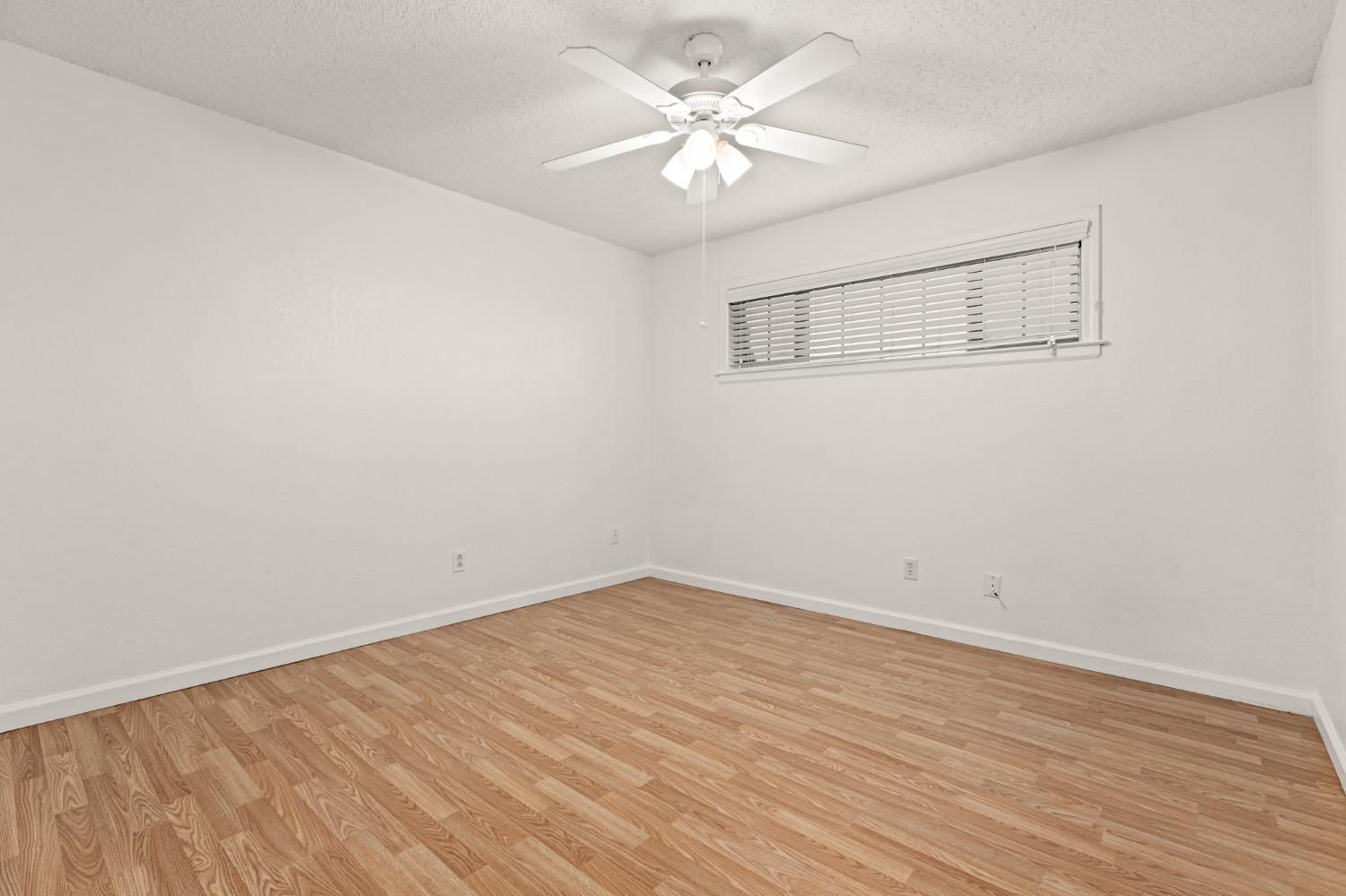 524 West Huntsman Avenue Reedley, CA 93654 - Photo 19 of 32 Gallery Image 19