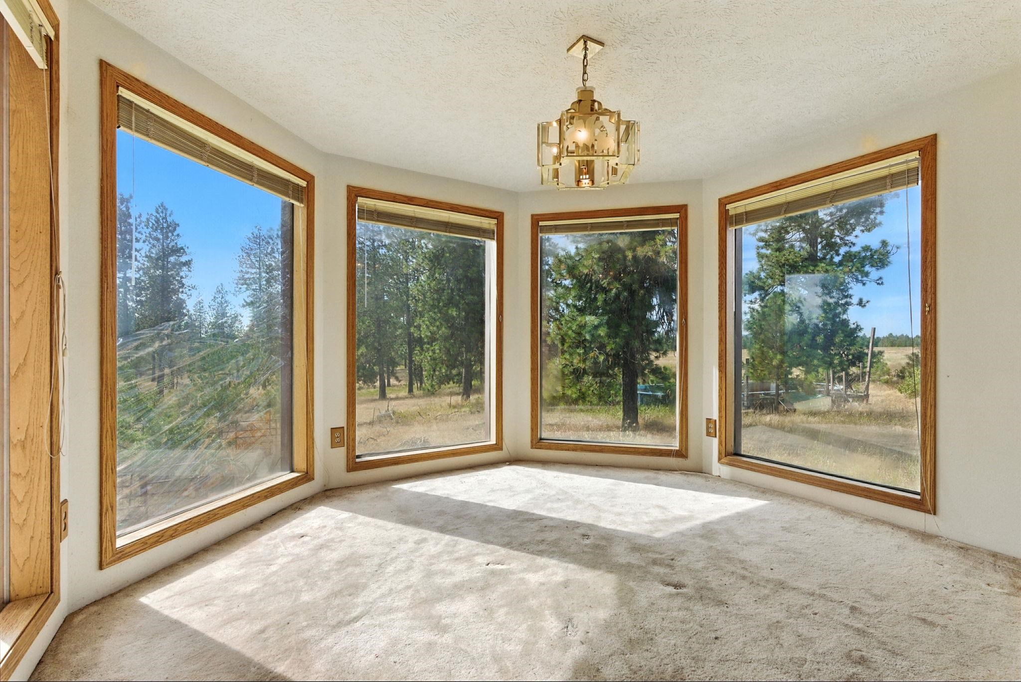 14510 West Pine Bluff Road Nine Mile Falls, WA 99026 - Photo 4 of 50