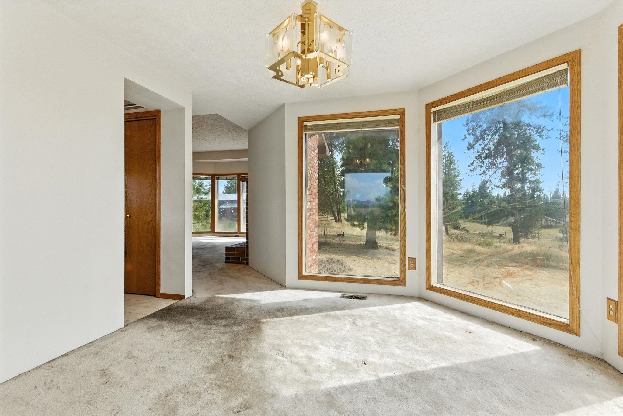 14510 West Pine Bluff Road Nine Mile Falls, WA 99026 - Photo 5 of 50