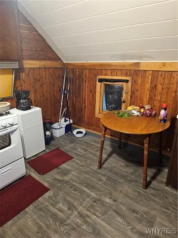 $156,000 | 81 Kingston Place, Buffalo, NY 14210