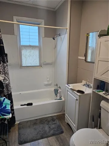 $156,000 | 81 Kingston Place, Buffalo, NY 14210