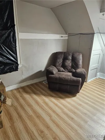 $156,000 | 81 Kingston Place, Buffalo, NY 14210