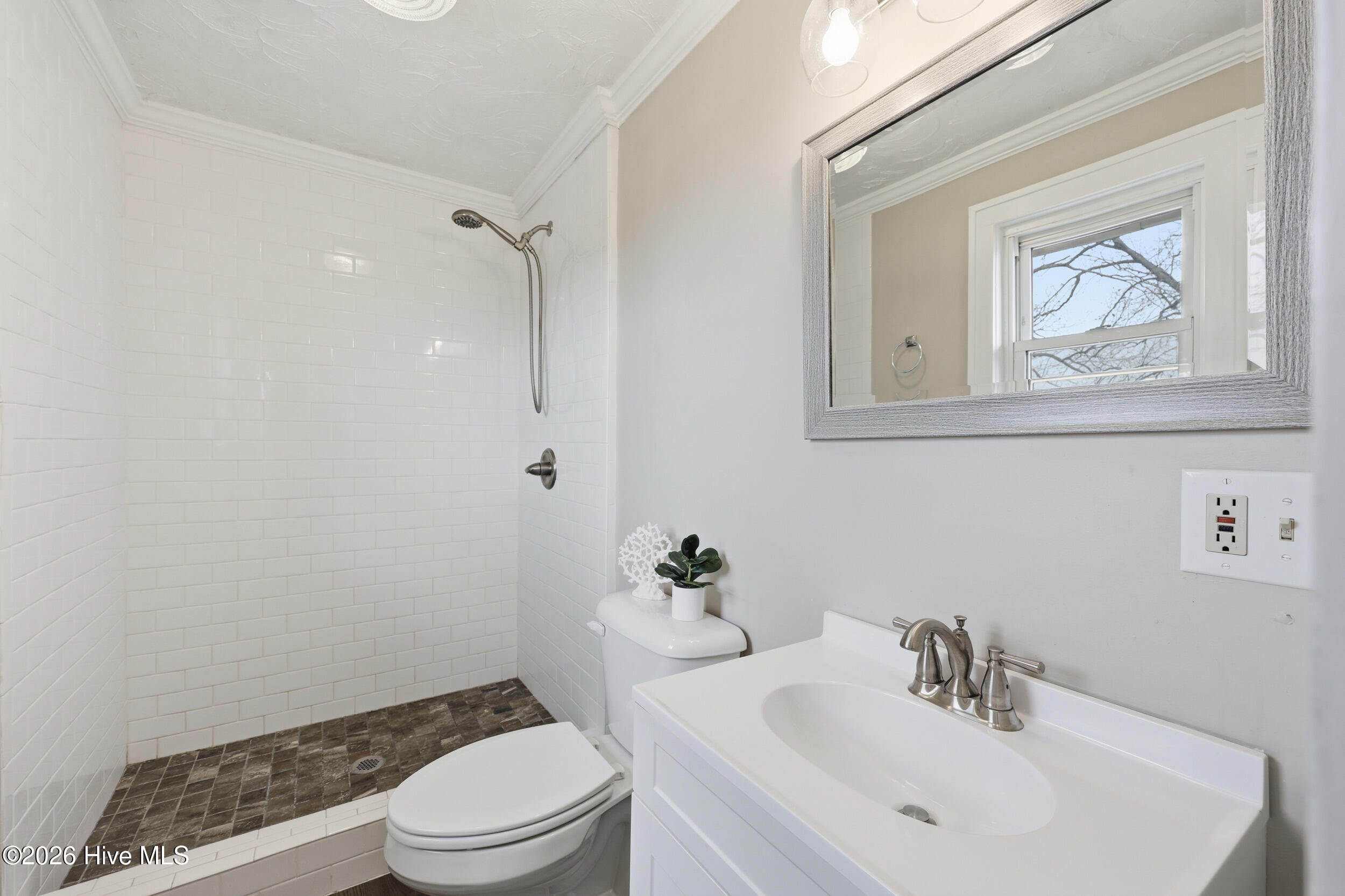 449 Sandy Ridge Road Edenton, NC 27932 - Photo 24 of 35 Custom tile shower