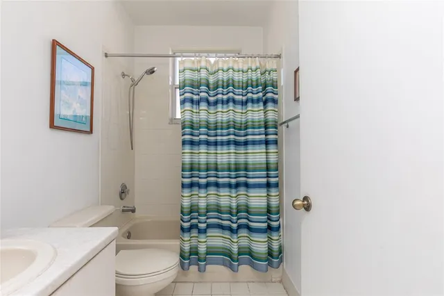 $495,000 | 857 Northwest 133rd Avenue, Pembroke Pines, FL 33028