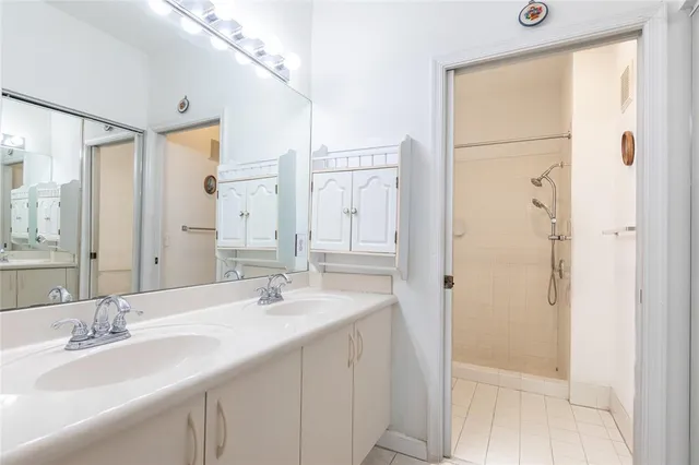 $495,000 | 857 Northwest 133rd Avenue, Pembroke Pines, FL 33028