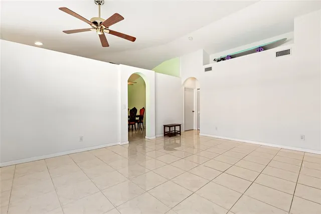 $495,000 | 857 Northwest 133rd Avenue, Pembroke Pines, FL 33028