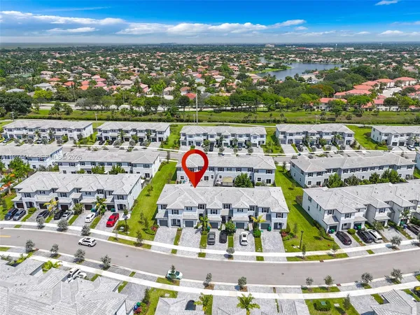 $3,500 | 11927 Northwest 46th Street, Unit 11927, Coral Springs, FL 33076
