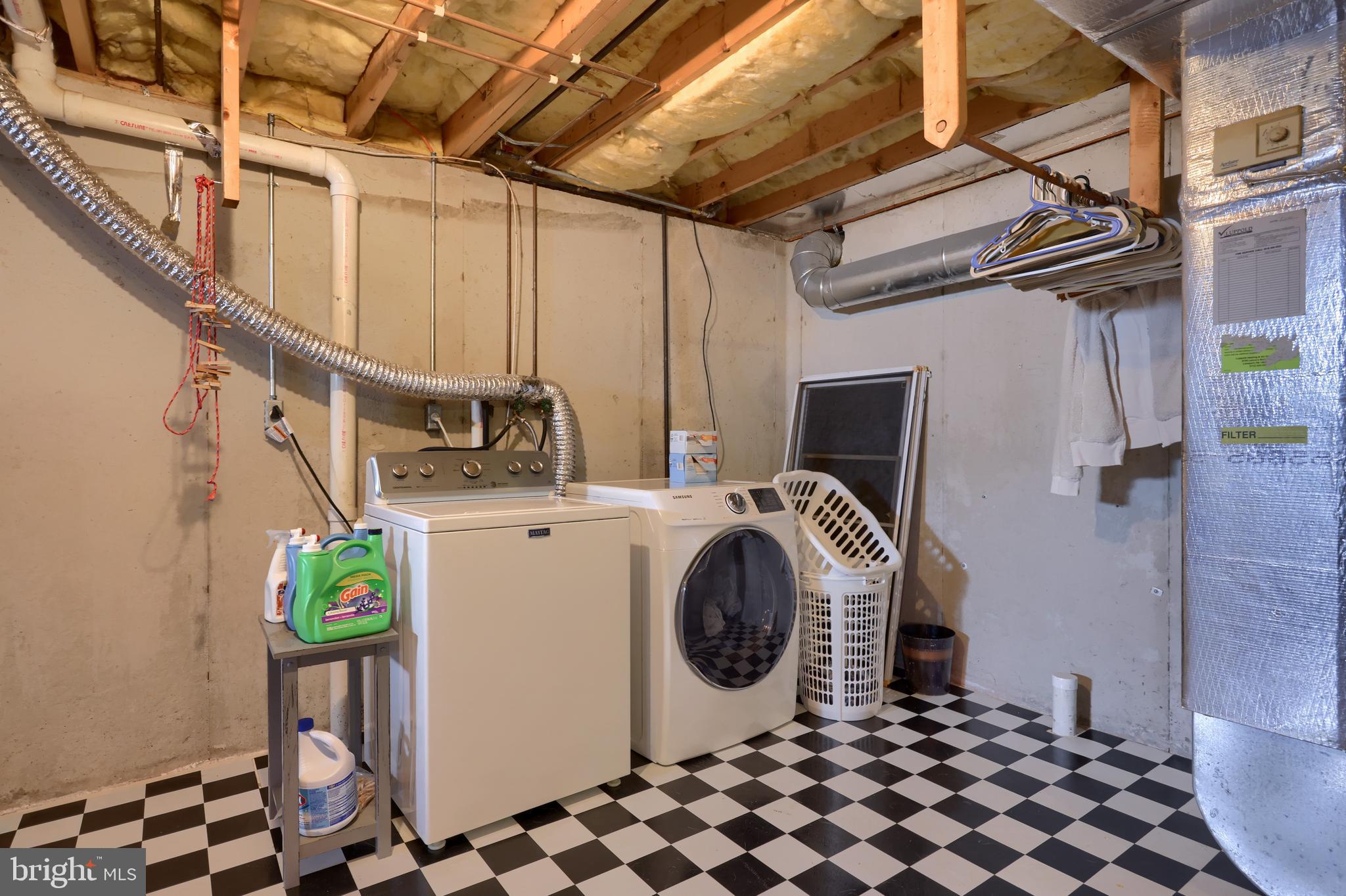 100 Roxberry Drive Reading, PA 19608 - Photo 41 of 46 a utility room with dryer and washer