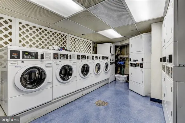 $2,695 | 2201 L Street Northwest, Unit 612, Washington, DC 20037