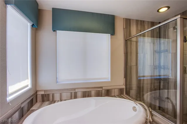 $4,900 | 5863 Glory Heights Drive, Las Vegas, NV 89135