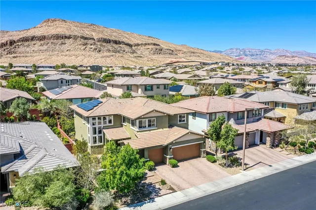 $4,900 | 5863 Glory Heights Drive, Las Vegas, NV 89135