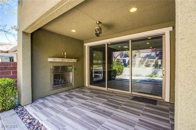 $4,900 | 5863 Glory Heights Drive, Las Vegas, NV 89135