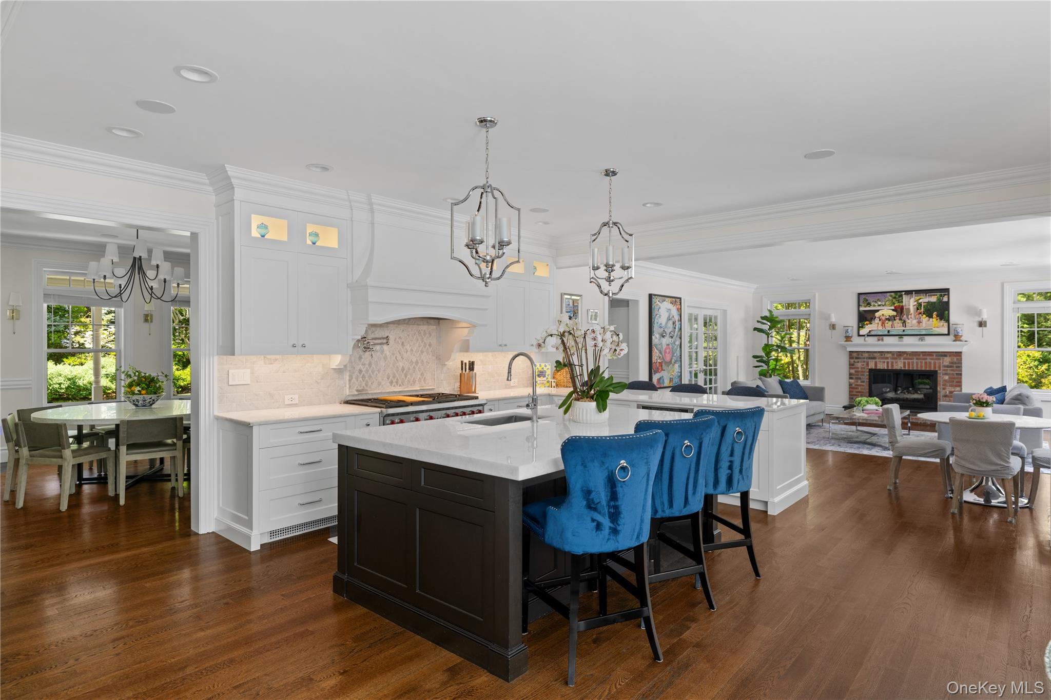 77 Mud Road Setauket, NY 11733 - Photo 9 of 50
