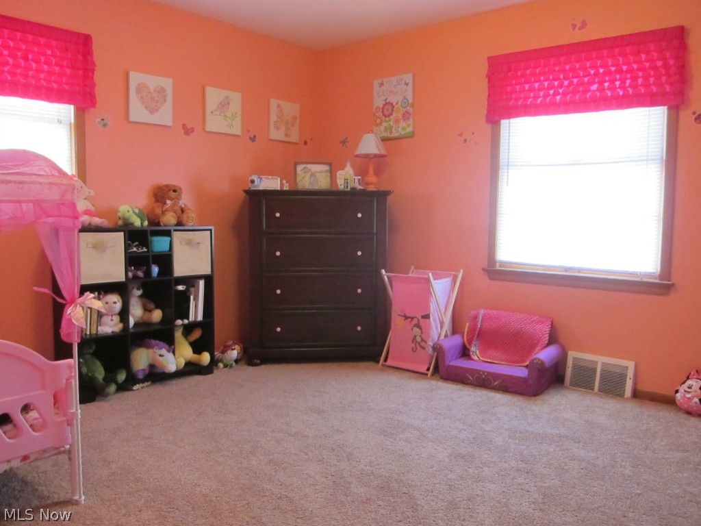 30764 Clarmont Road Willowick, OH 44095 - Photo 9 of 15