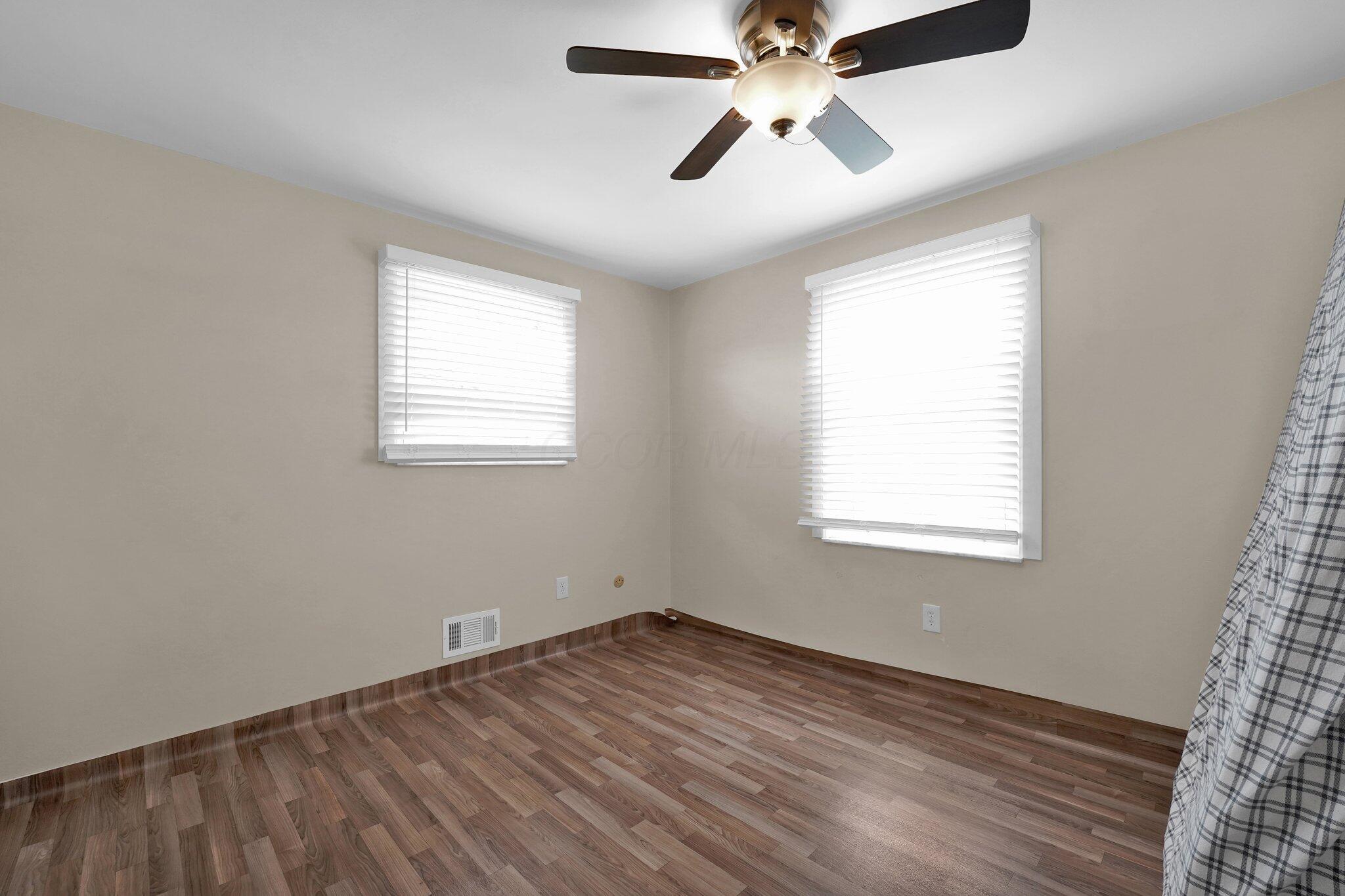 5738 Beechcroft Road, Unit L Columbus, OH 43229 - Photo 13 of 25 13-web-or-mls-5738-beechcroft-rd-unit-l