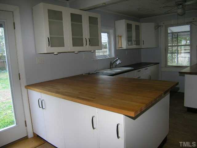 700 Sasser Street Raleigh, NC 27604 - Photo 7 of 16