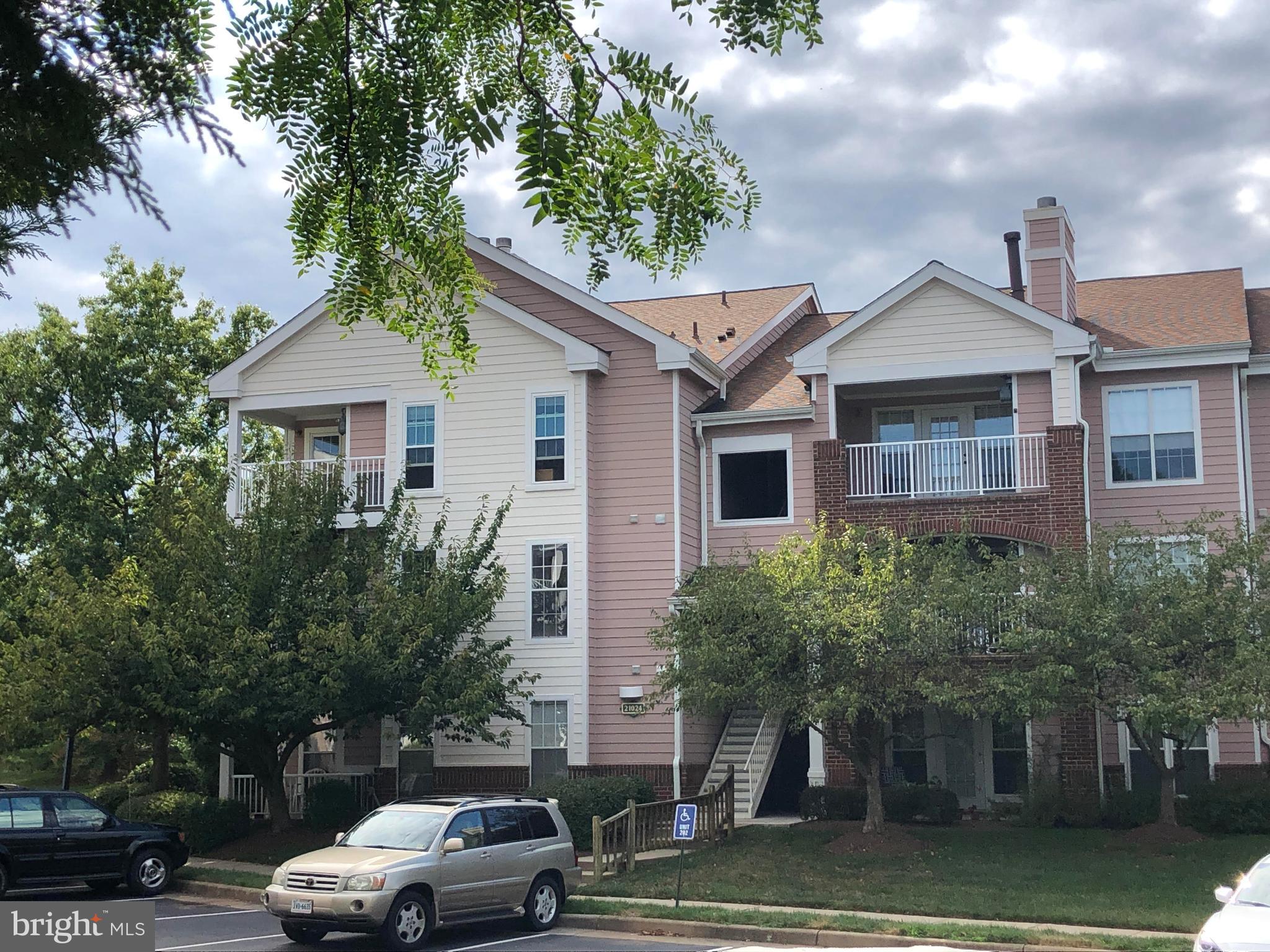 21024 Timber Ridge Terrace, Unit 301 Ashburn, VA 20147 - Photo 11 of 13