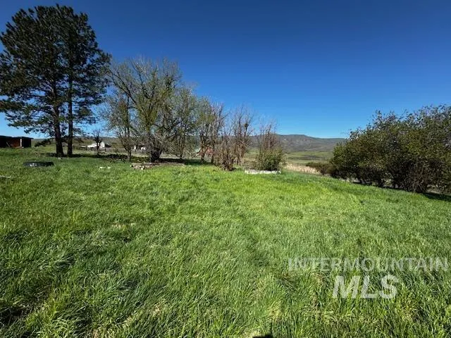 $197,630 | 19763 Butler Lane, Ola, ID 83657