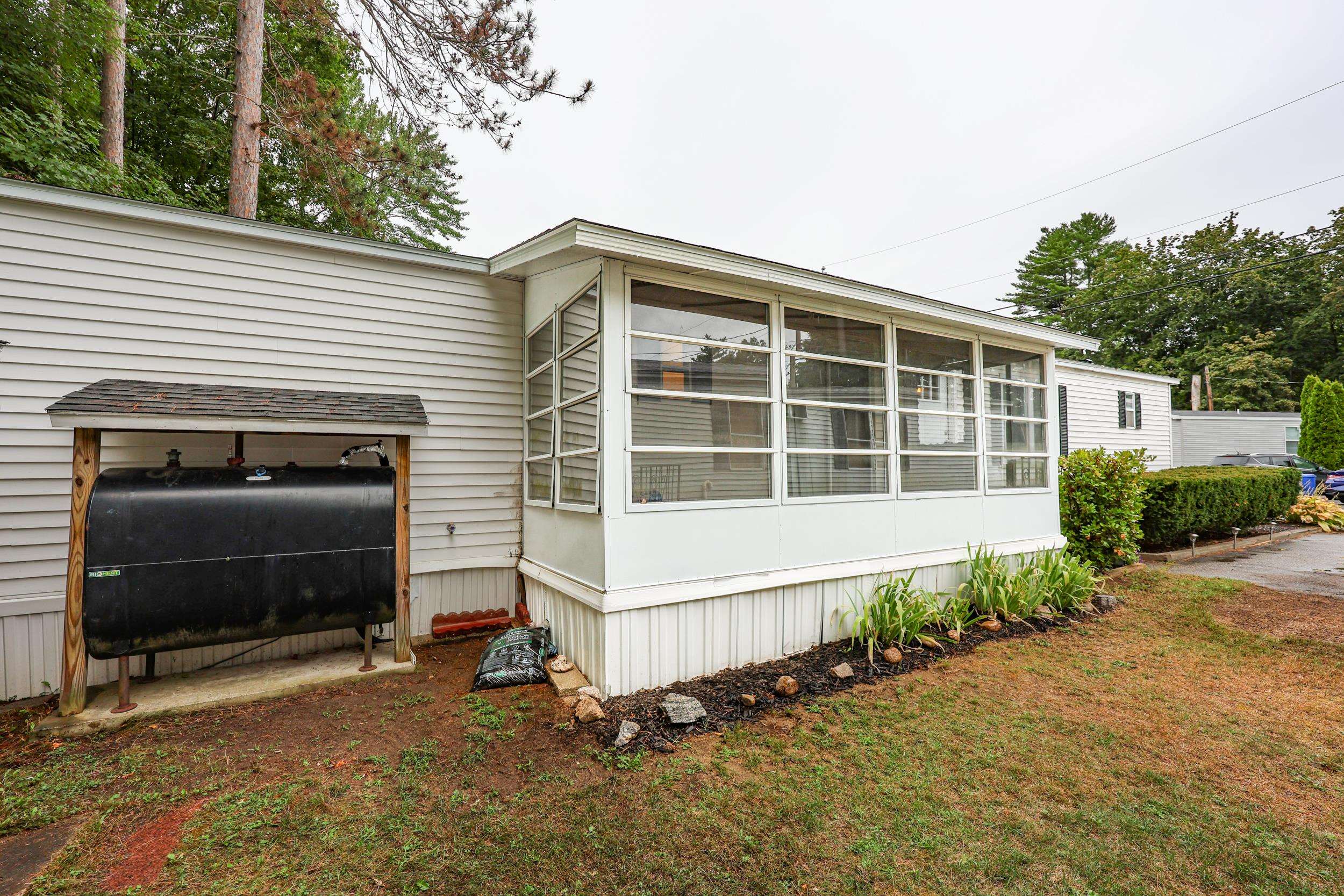 33 Thistle Way Manchester, NH 03109 - Photo 28 of 29