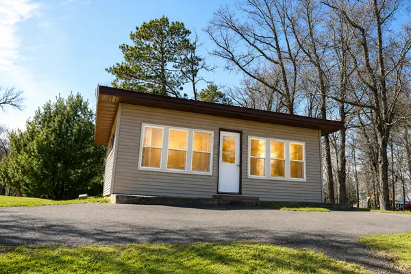 $145,000 | 678 Shore Haven Lane, Unit CABIN 5, Hackensack, MN 56452