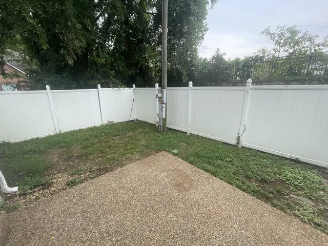 $1,750 | 128 Walton Village Drive, Hendersonville, TN 37075