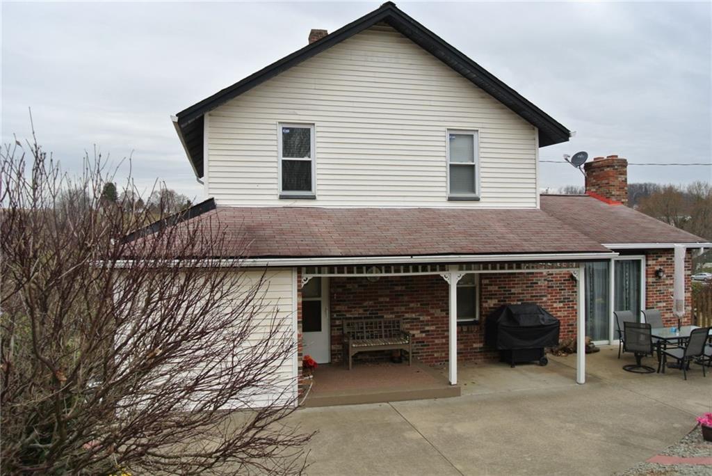 323 Kings Road Apollo, PA 15613 - Photo 3 of 25 Exterior rear view withl large backporch and patio