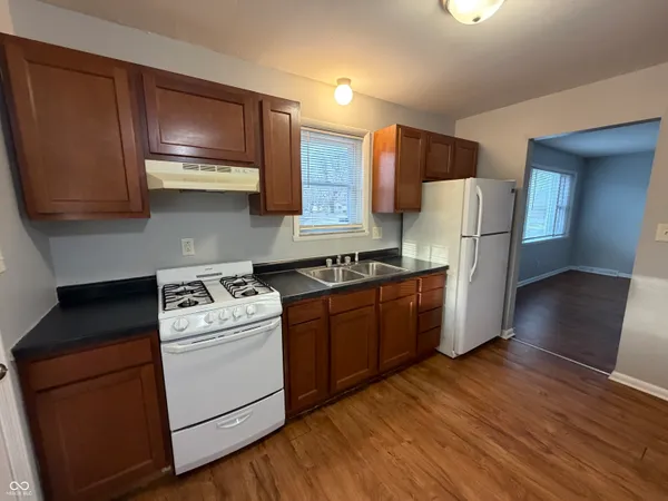 $1,050 | 2789 East Hanna Avenue, Indianapolis, IN 46227