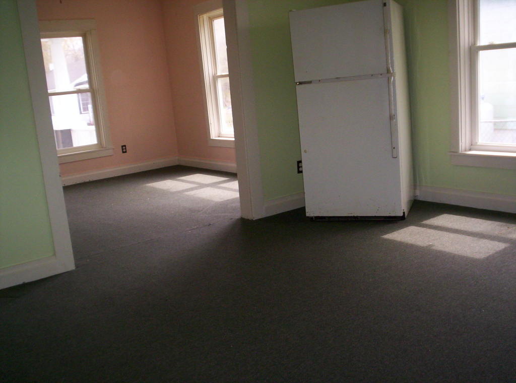811 Raleigh Rupert, WV 25984 - Photo 3 of 5 Cozy home for starting or retiring