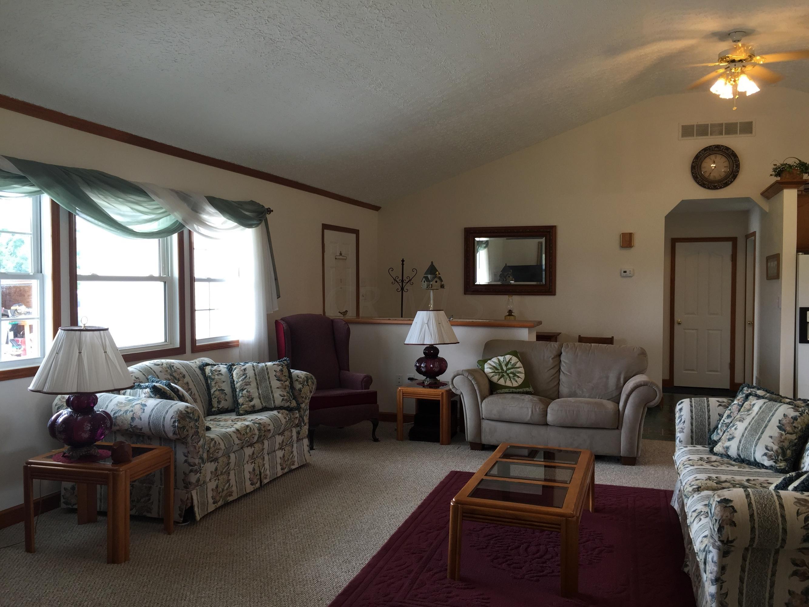 9101 Hoffman Road Amanda, OH 43102 - Photo 4 of 17