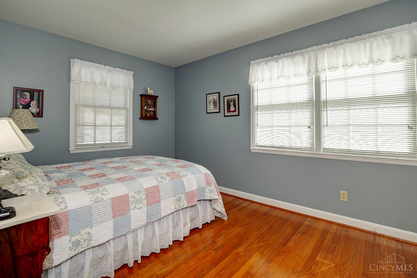 5104 Bonham Road Oxford, OH 45056 - Photo 13 of 39 First Floor bedroom with adjoining full bath.