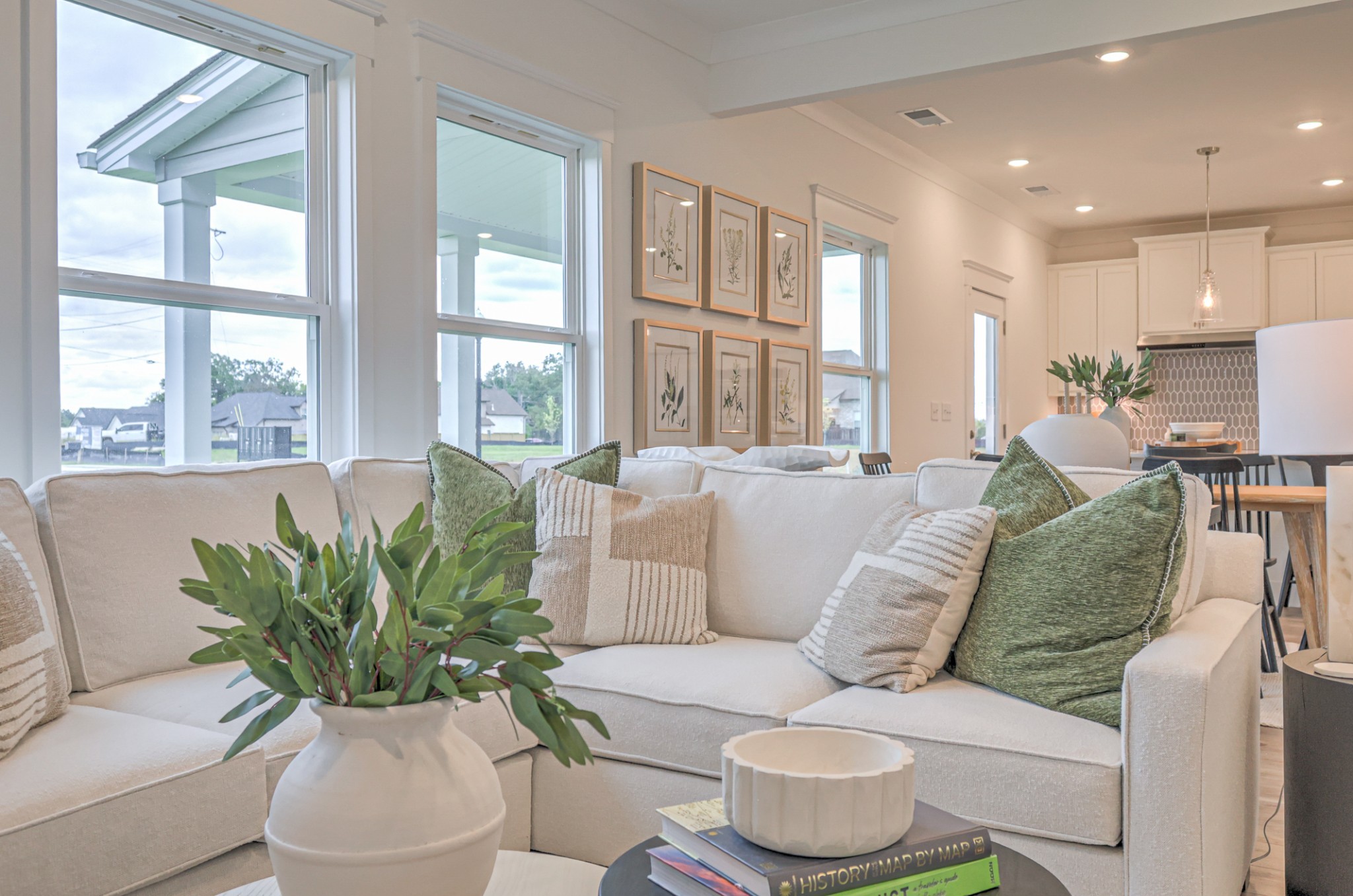 537 Misty Creek Nashville, TN 37207 - Photo 16 of 64 a living room with furniture and a large window
