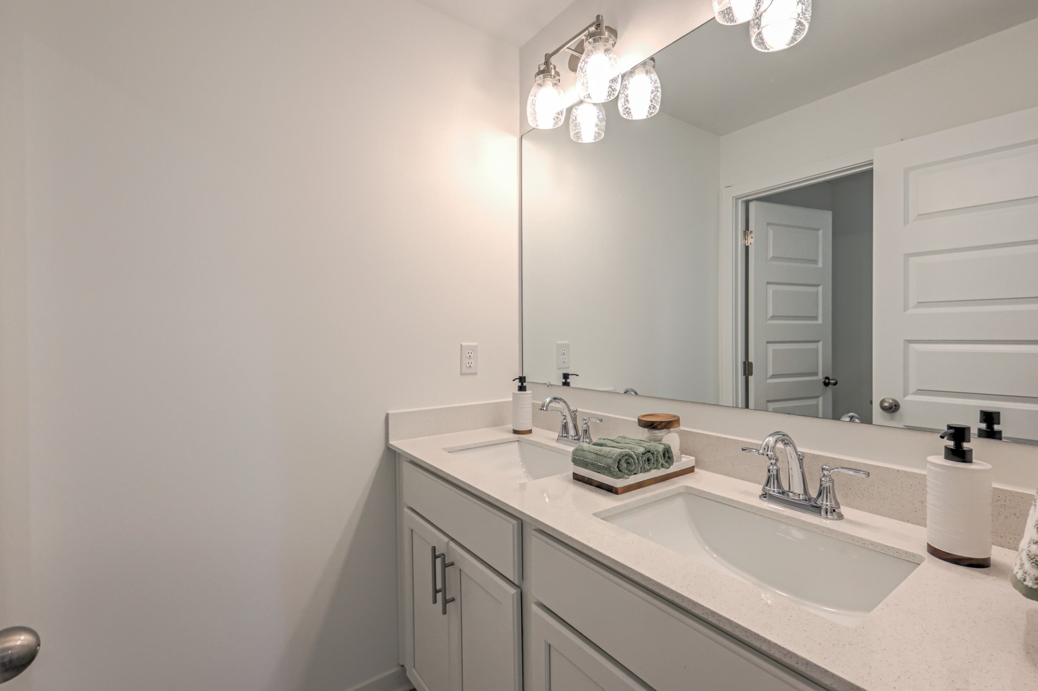 537 Misty Creek Nashville, TN 37207 - Photo 27 of 64 a bathroom with a sink and a mirror
