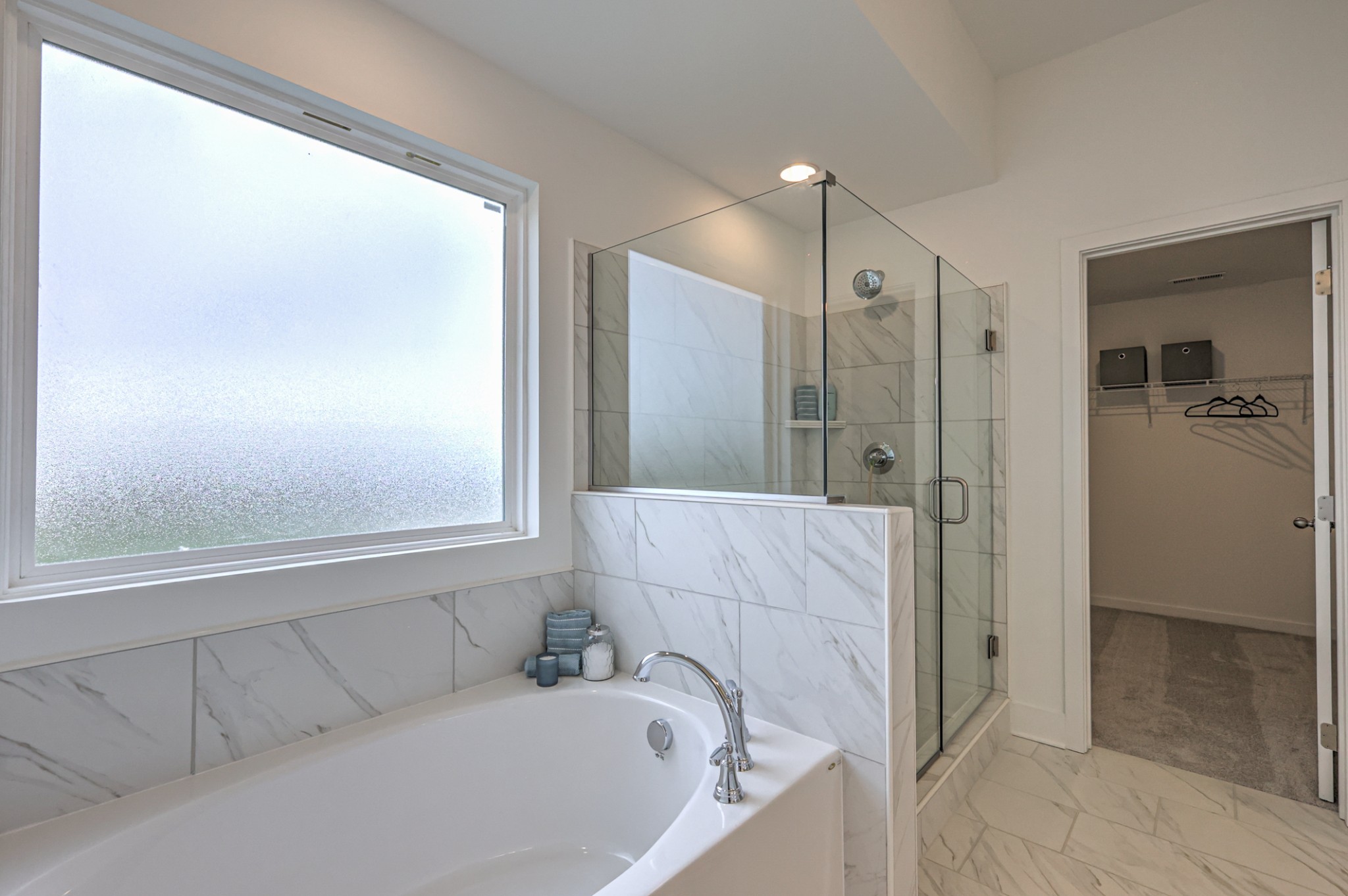 537 Misty Creek Nashville, TN 37207 - Photo 41 of 64 a bathroom with a bathtub and a shower