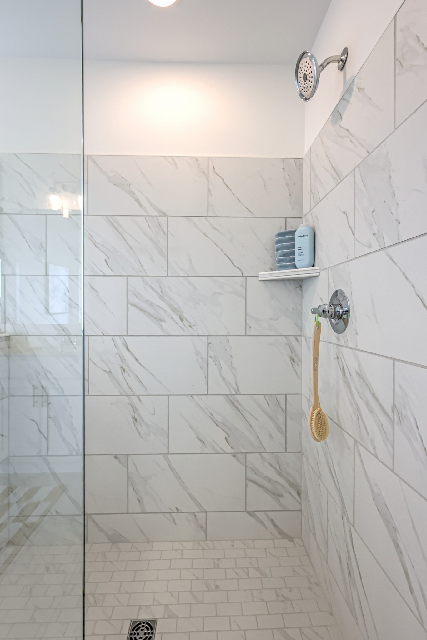 537 Misty Creek Nashville, TN 37207 - Photo 43 of 64 a bathroom with a shower