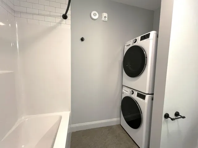 $2,250 | 25 Lowell Street, Unit 104, Manchester, NH 03101