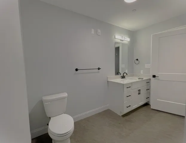 $2,250 | 25 Lowell Street, Unit 104, Manchester, NH 03101