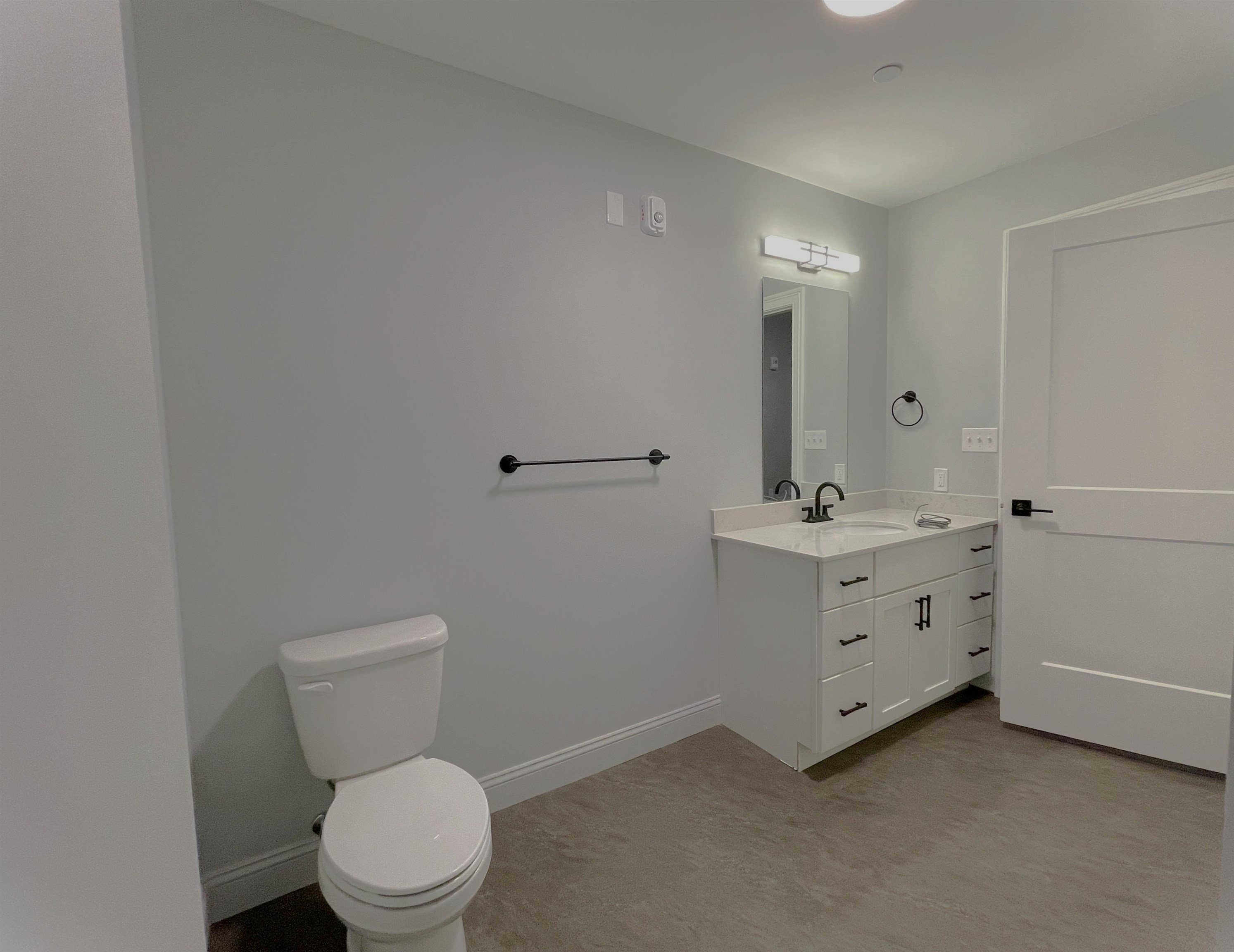 25 Lowell Street, Unit 104 Manchester, NH 03101 - Photo 13 of 16